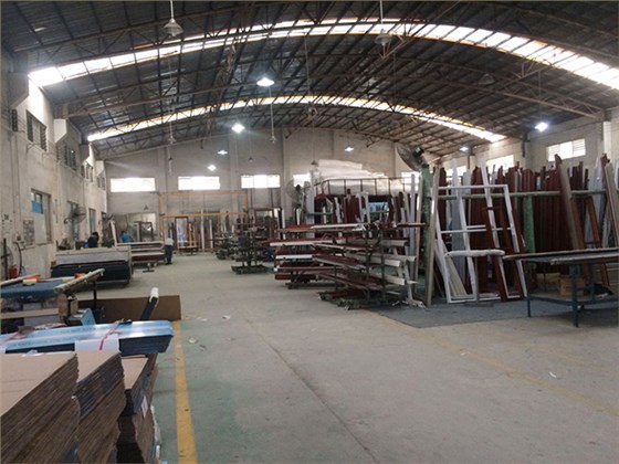 澳威科技生產環境（一）